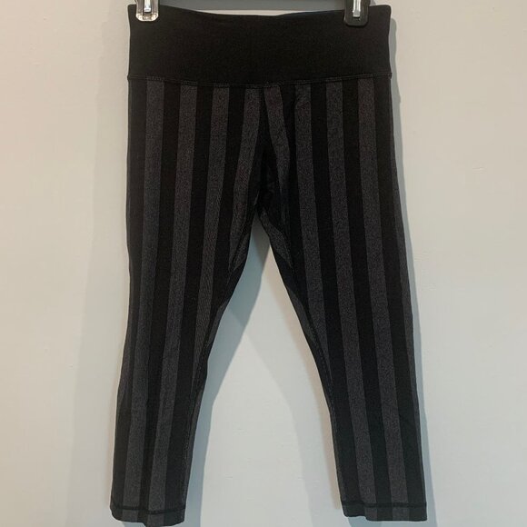 lululemon athletica Pants - Lululemon Striped Women Leggings Size 6
